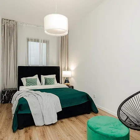 Woronicza - Tolkiena 3 * Varsavia