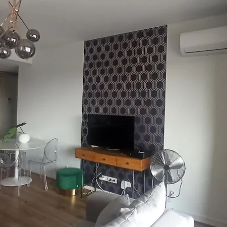 Woronicza - Tolkiena 3 * Варшава