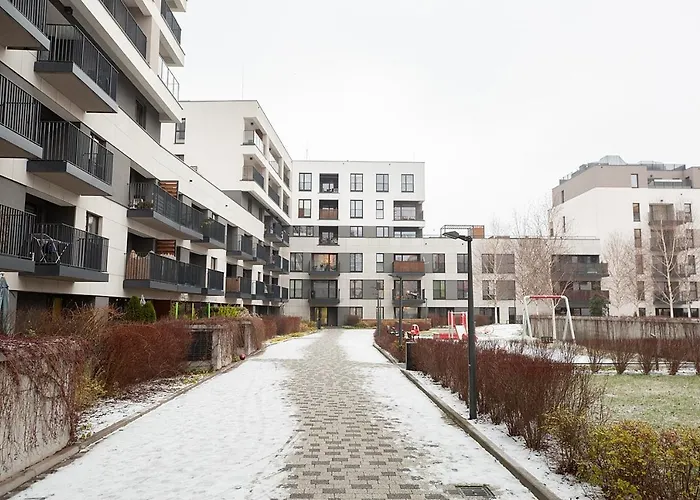 Woronicza - Tolkiena 3 Warszawa